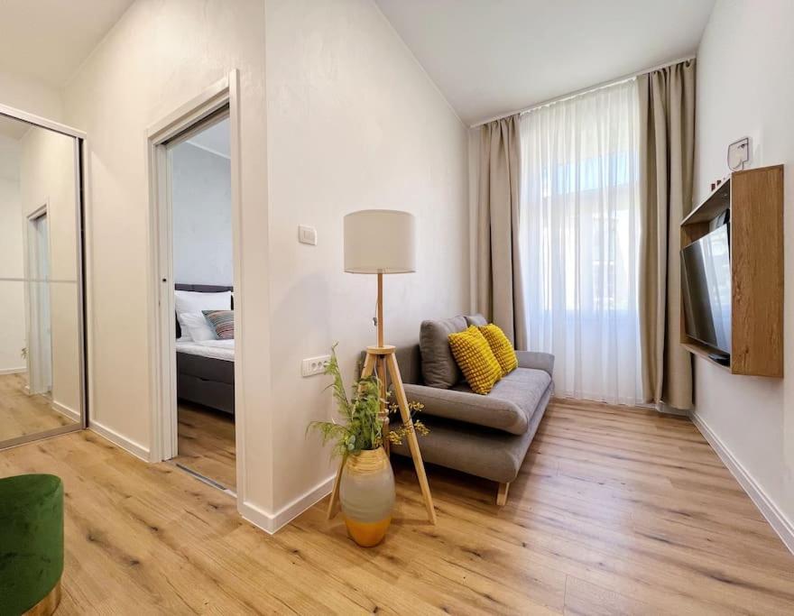 Chariming And Comfy Studio Appartement Pula Buitenkant foto